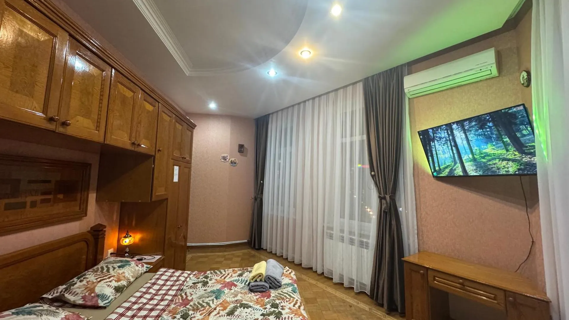 アパート Fountain Square Appartment-2 バクー